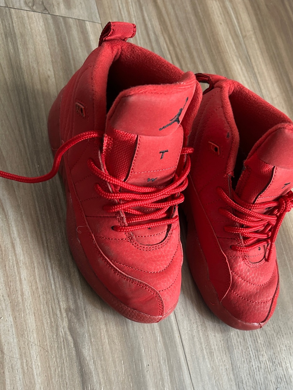 Jordan Kids Red High-Top Sneakers
